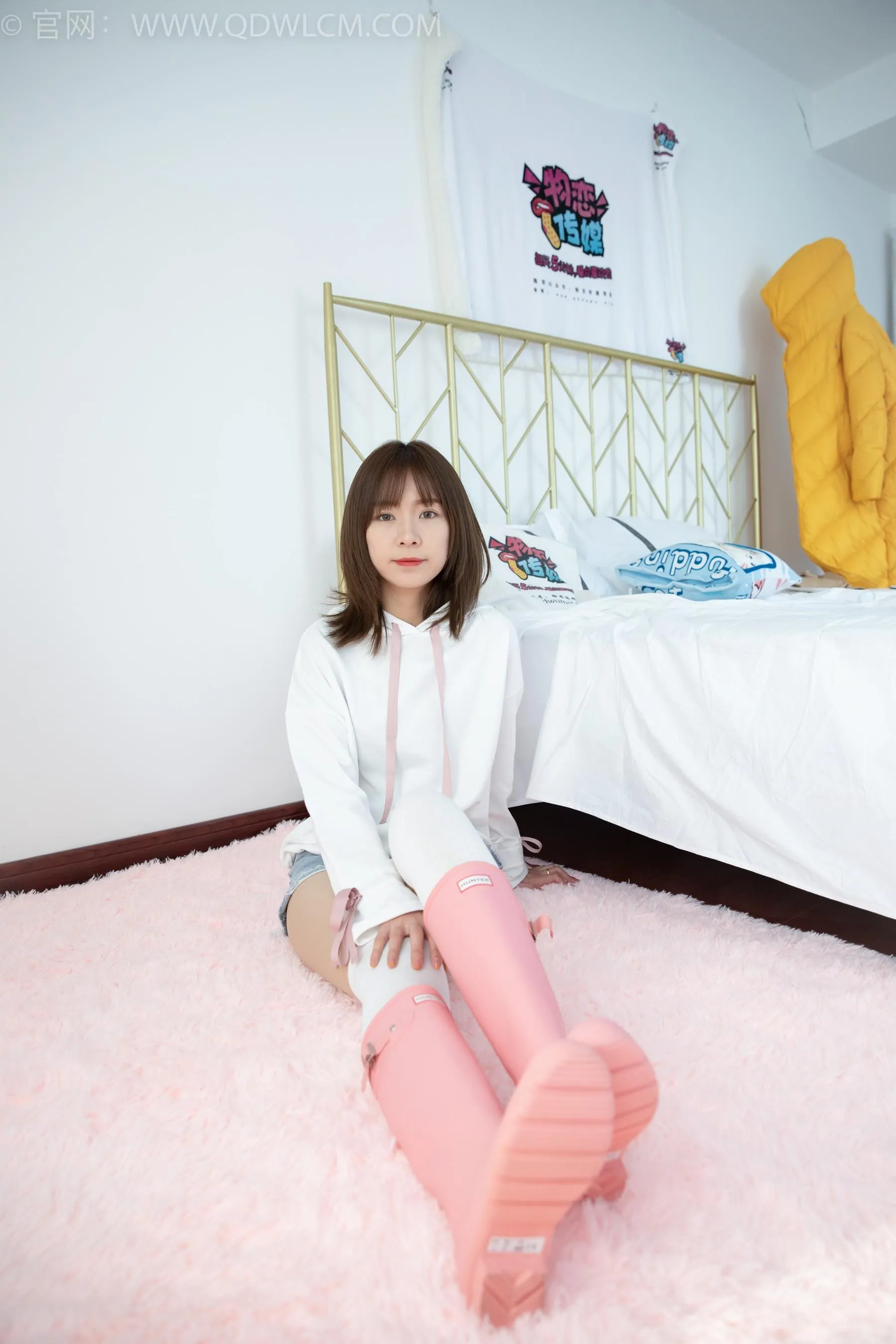 物恋传媒 NO.1509 婷婷-黑色的花 [162P]插图7